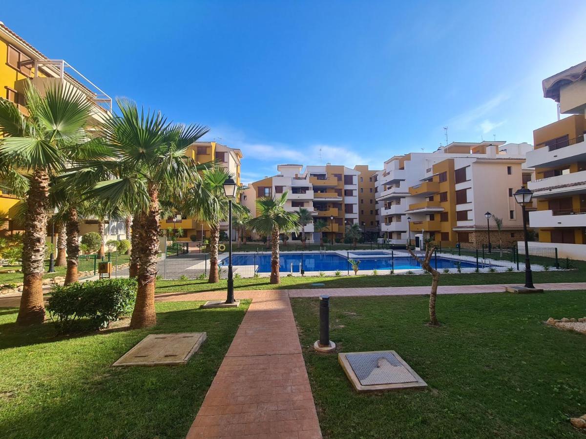 Apartament Magdalena Leilighet Torrevieja Eksteriør bilde